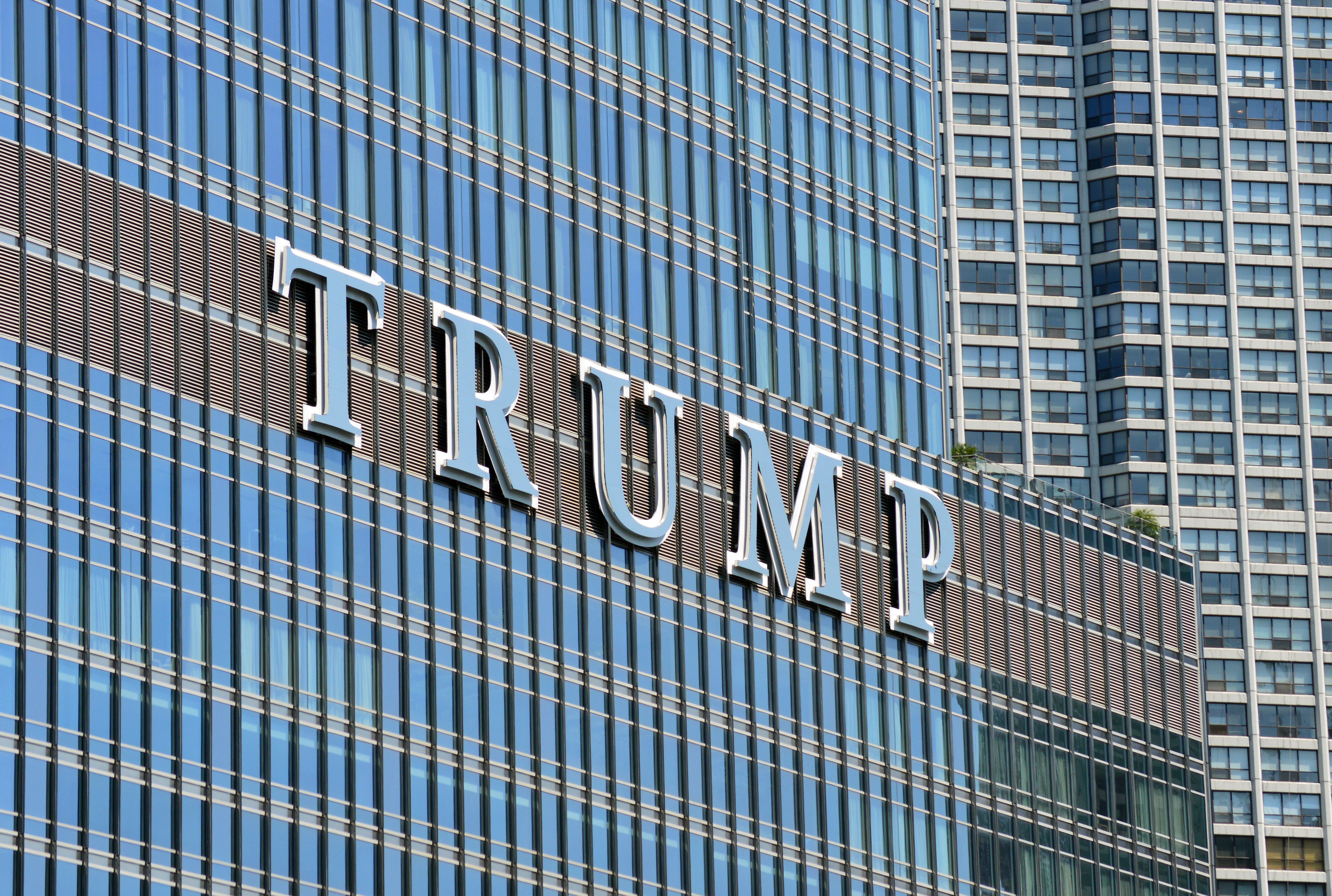 トランプ大統領誕生によって日本経済はどうなる?